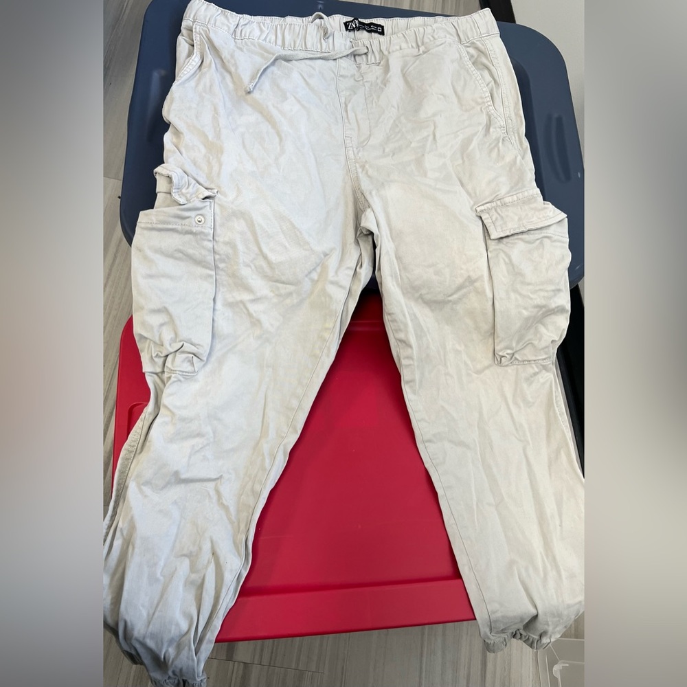 ZARA Man Cargo Utility Pants Khaki Beige Size L With Pockets
